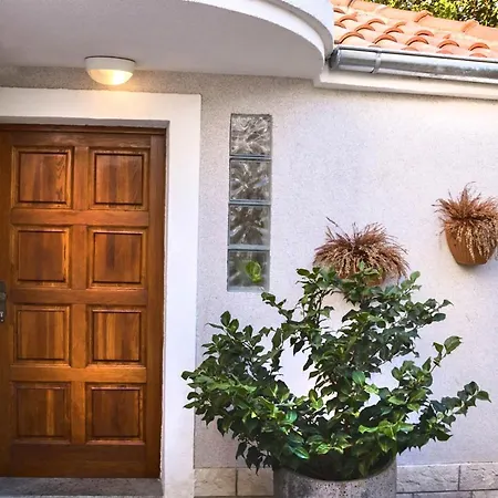 Luxury Jasmin Gostinjska kuća